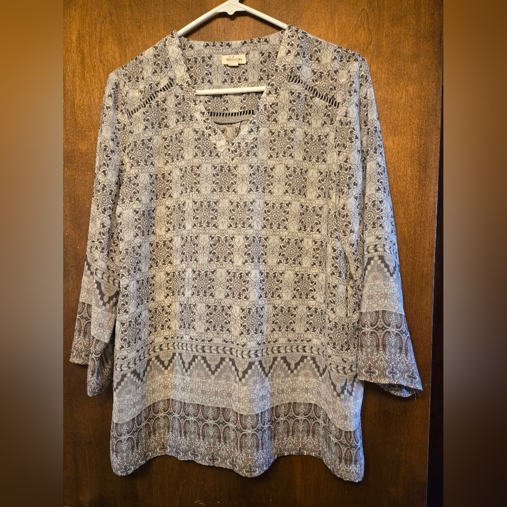 Tribal Jeans Gray w/Pink Boho Top PTP=20"